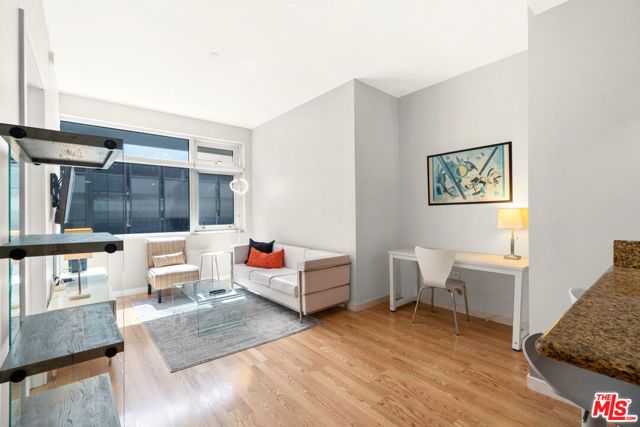 630 W 6th Street 613, Los Angeles, CA 90017