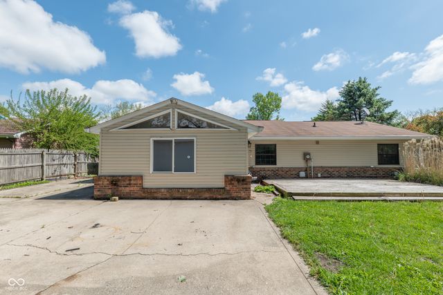 5531 Dollar Hide North Drive, Indianapolis, IN 46221