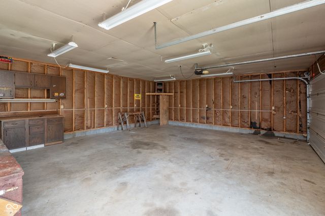 5531 Dollar Hide North Drive, Indianapolis, IN 46221