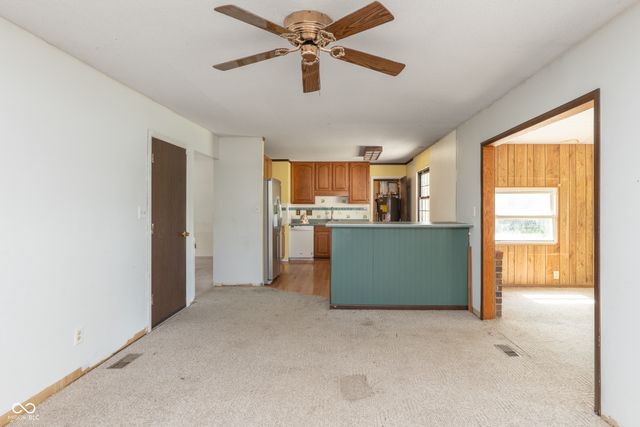 5531 Dollar Hide North Drive, Indianapolis, IN 46221