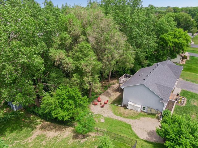 13710 5th Avenue N, Plymouth, MN 55441