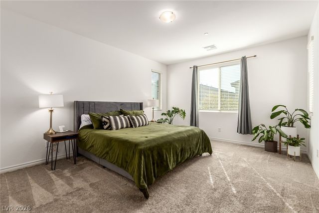 905 Sycamore Falls Street, Henderson, NV 89052