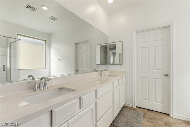 905 Sycamore Falls Street, Henderson, NV 89052