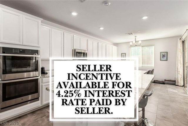 905 Sycamore Falls Street, Henderson, NV 89052