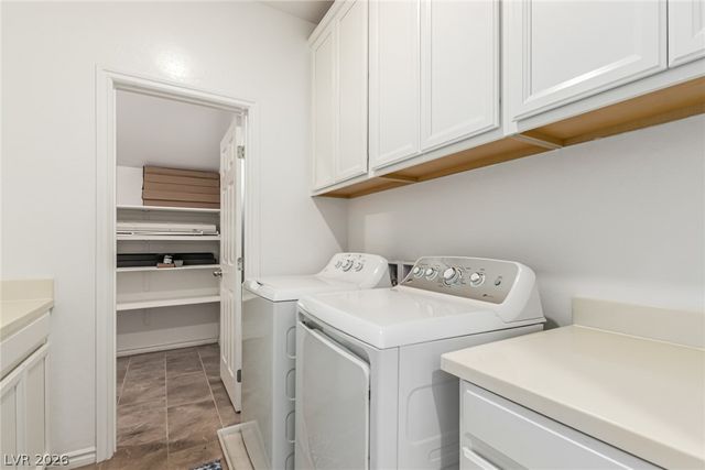 905 Sycamore Falls Street, Henderson, NV 89052