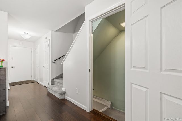 4 Salem Court, Suffern, NY 10901