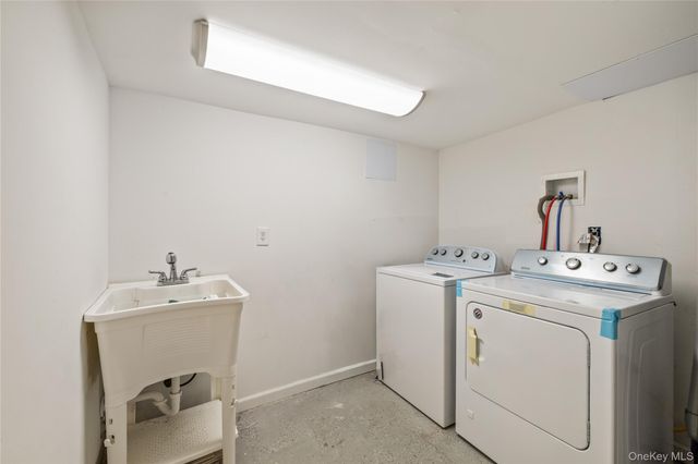 4 Salem Court, Suffern, NY 10901