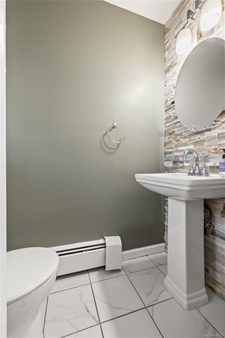 4 Salem Court, Suffern, NY 10901