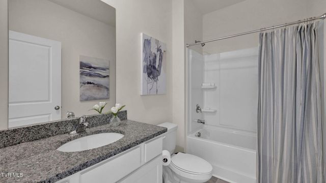 196 Tanasqui Drive, Johnson City, TN 37604
