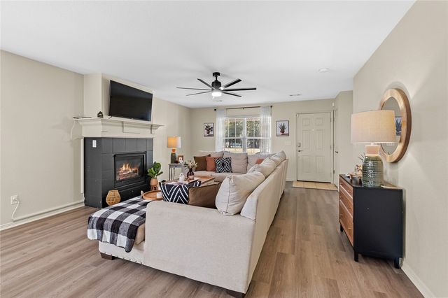 4462 Alberta Street, Fayetteville, AR 72704