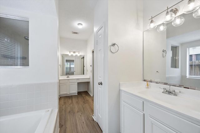 4627 Plymouth Way, Missouri City, TX 77459