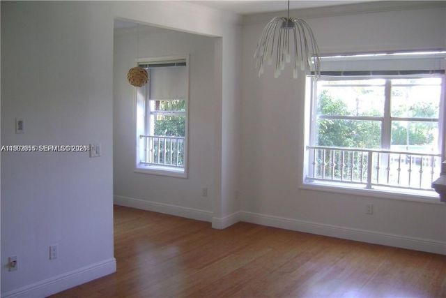 4812 Pine Tree Dr 201, Miami Beach, FL 33140