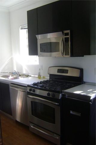 4812 Pine Tree Dr 201, Miami Beach, FL 33140