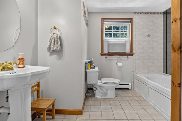 71 Hichborn St, Revere, MA 02151