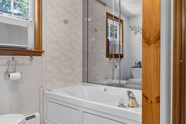 71 Hichborn St, Revere, MA 02151