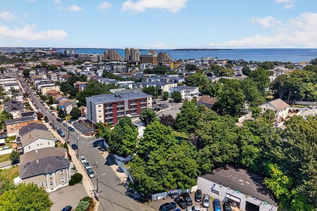 71 Hichborn St, Revere, MA 02151