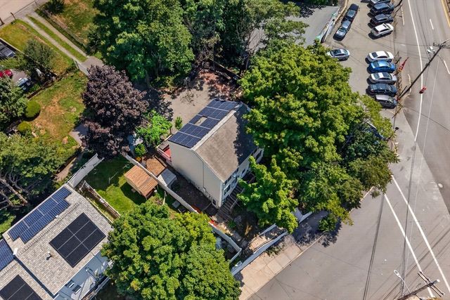71 Hichborn St, Revere, MA 02151