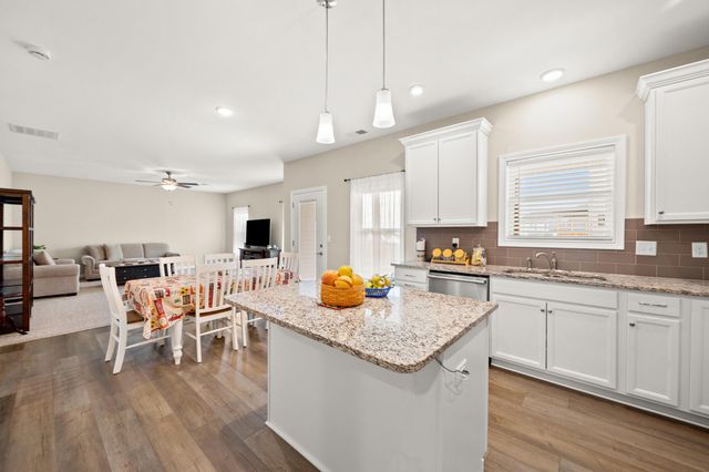 320 Friendly Avenue, Nicholasville, KY 40356