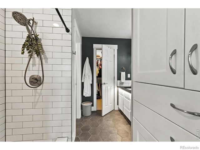 212 Rock Bridge Lane, Windsor, CO 80550