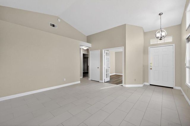 31850 Via Barraza, Temecula, CA 92592