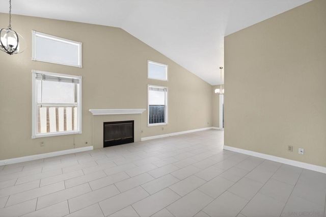 31850 Via Barraza, Temecula, CA 92592