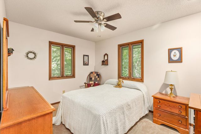 3808 Melanie Circle, Urbandale, IA 50322