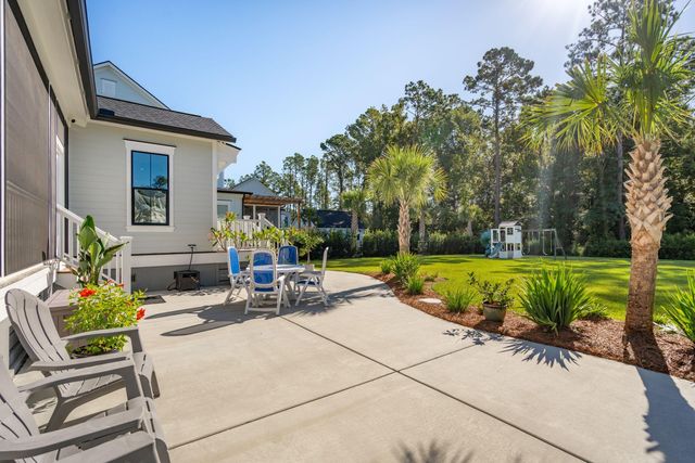 1703 Crab Bank Drive, Mount Pleasant, SC 29466