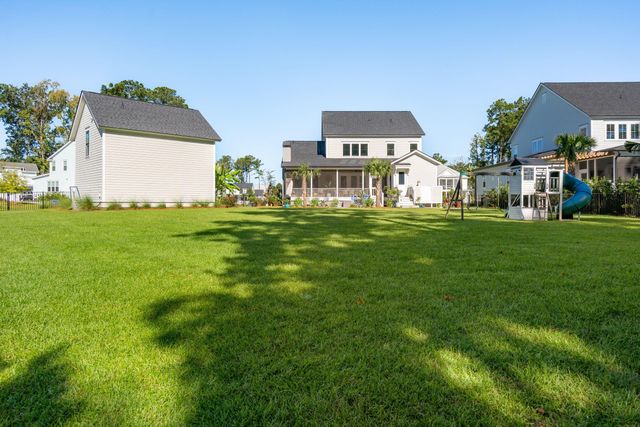 1703 Crab Bank Drive, Mount Pleasant, SC 29466