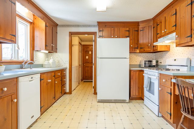 34 Clearview Drive, East Dennis, MA 02641