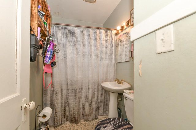 1604 Henry Avenue, Beloit, WI 53511