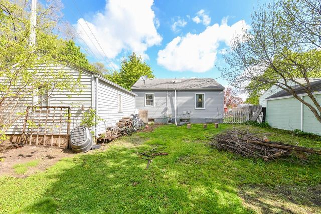 1604 Henry Avenue, Beloit, WI 53511
