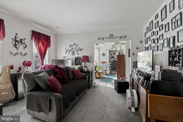 400 BURLINGTON AVE, Delanco, NJ 08075