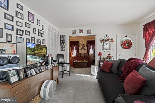 400 BURLINGTON AVE, Delanco, NJ 08075