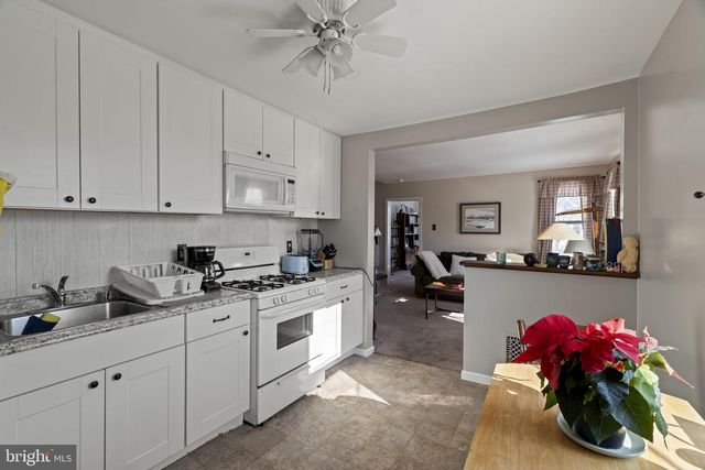 400 BURLINGTON AVE, Delanco, NJ 08075