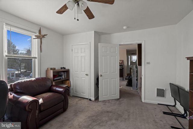 400 BURLINGTON AVE, Delanco, NJ 08075