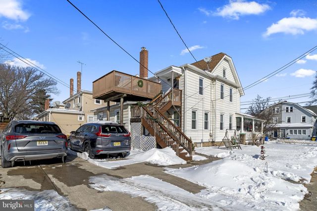 400 BURLINGTON AVE, Delanco, NJ 08075