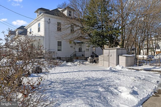 400 BURLINGTON AVE, Delanco, NJ 08075