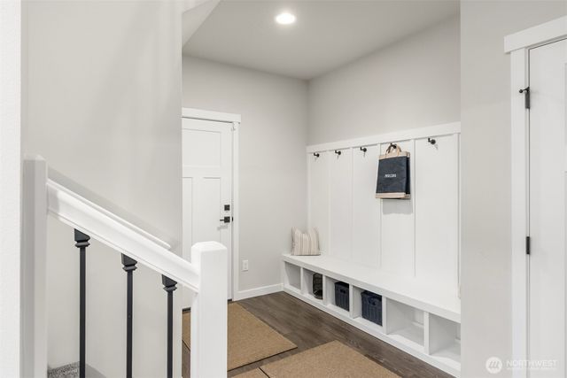 1762 NE Crystallia Court, Poulsbo, WA 98370