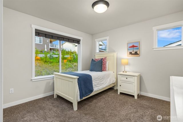 1762 NE Crystallia Court, Poulsbo, WA 98370