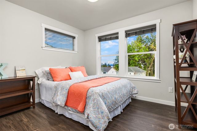 1762 NE Crystallia Court, Poulsbo, WA 98370