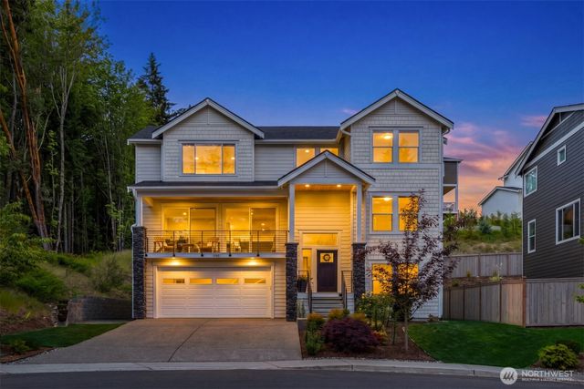 1762 NE Crystallia Court, Poulsbo, WA 98370
