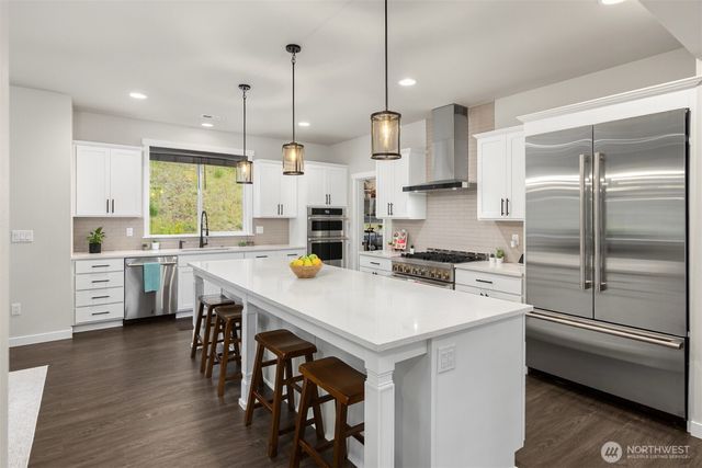 1762 NE Crystallia Court, Poulsbo, WA 98370