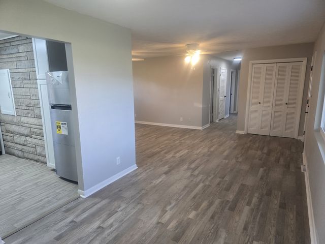 1505 W Ash Avenue, Decatur, IL 62526