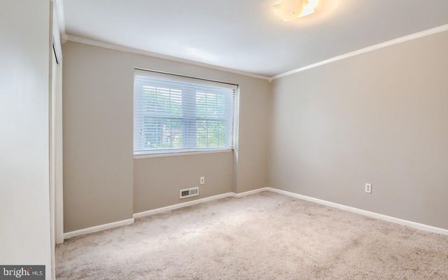 1939 BIRCHWOOD PARK DR N, Cherry Hill, NJ 08003