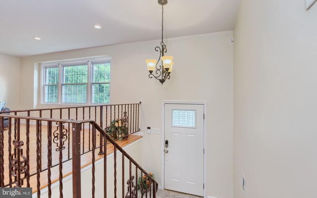 1939 BIRCHWOOD PARK DR N, Cherry Hill, NJ 08003