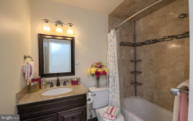 1939 BIRCHWOOD PARK DR N, Cherry Hill, NJ 08003