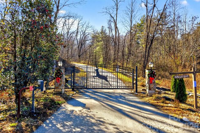 100 Wolf Pen Road, Old Fort, NC 28762