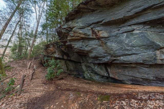 100 Wolf Pen Road, Old Fort, NC 28762