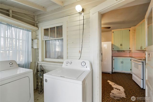 10216 Ainsworth Avenue S, Tacoma, WA 98444