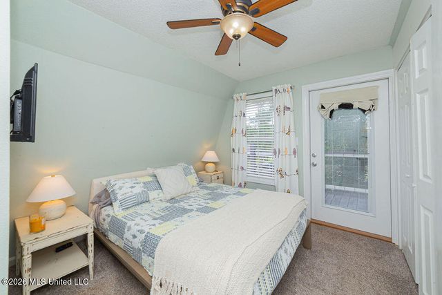6085 Apache Drive, Kiln, MS 39556